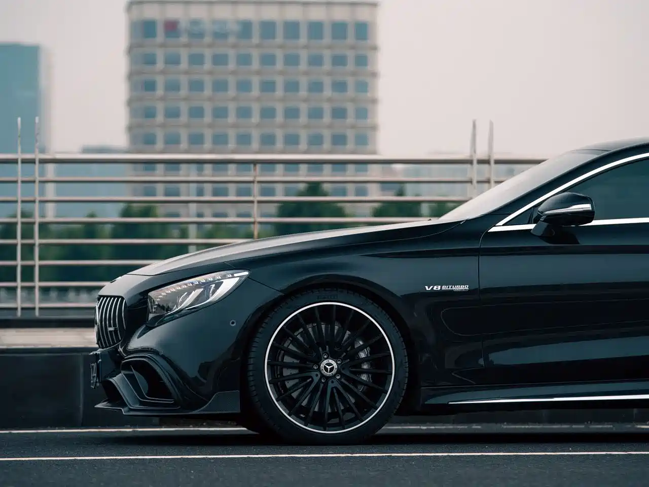Mercedes-Benz S-Class AMG 2018 AMG S 63 4MATIC+ Coupe фото 9