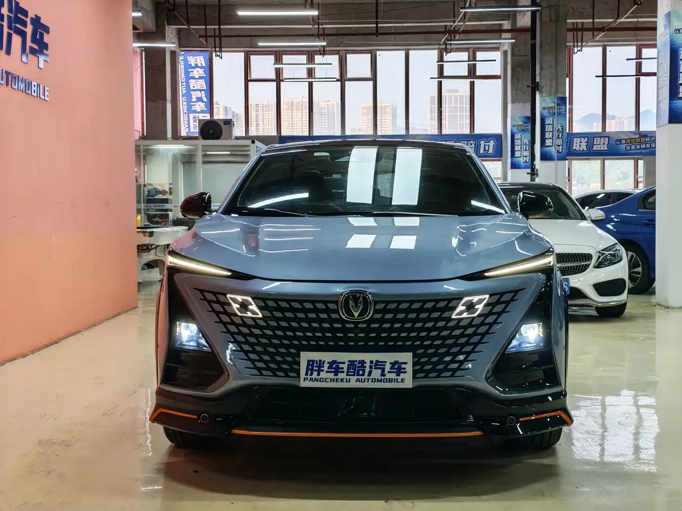 Photo 3 - Changan UNI-T