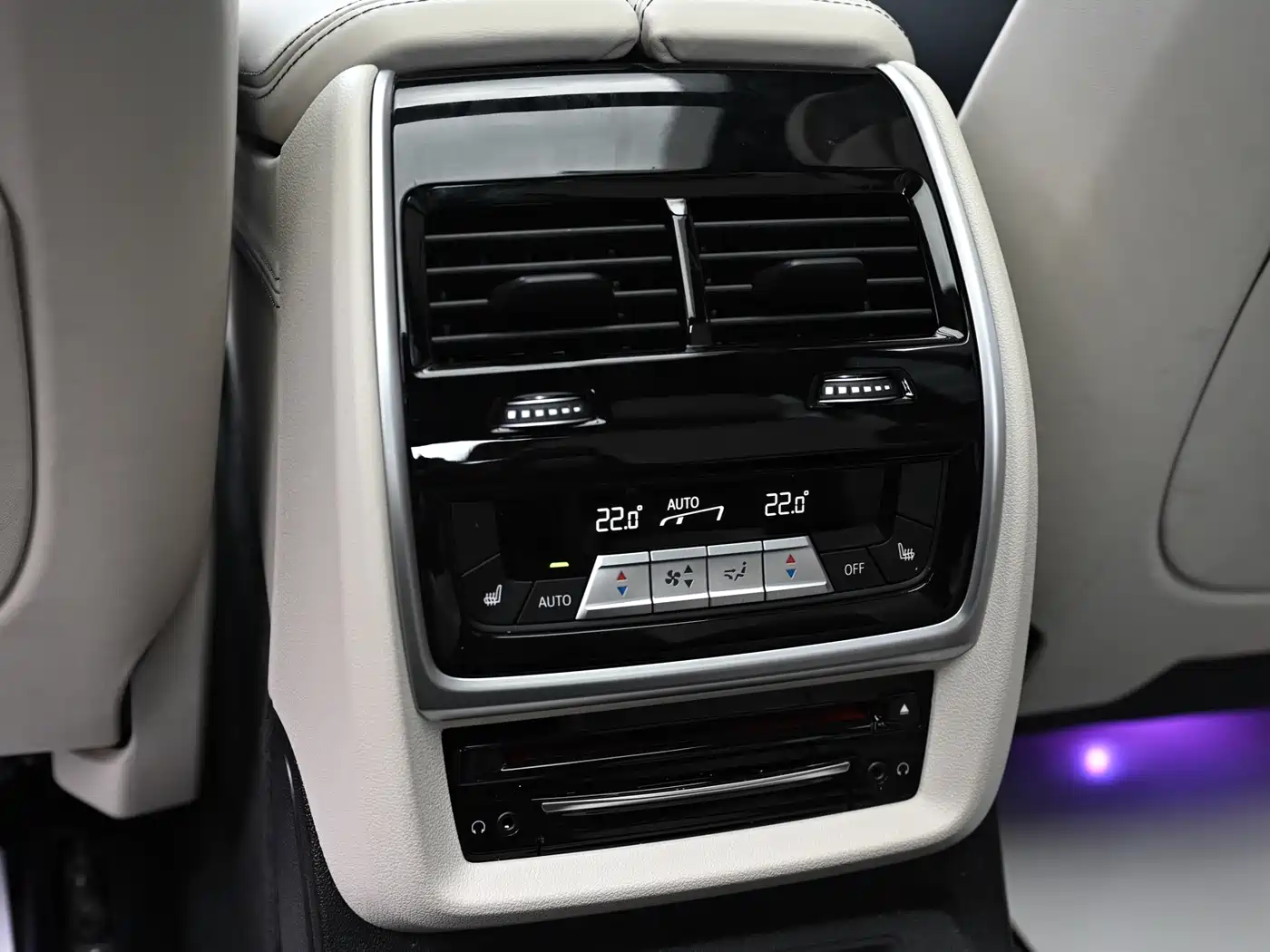 BMW X7 2020 xDrive40i Executive M Sport Package фото 17