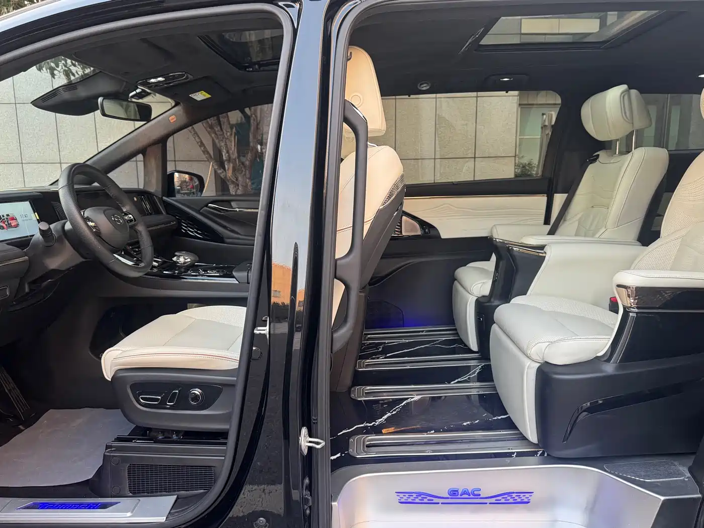 GAC Trumpchi Trumpchi M8 2023 Model Master Series 400T Flagship Edition фото 20
