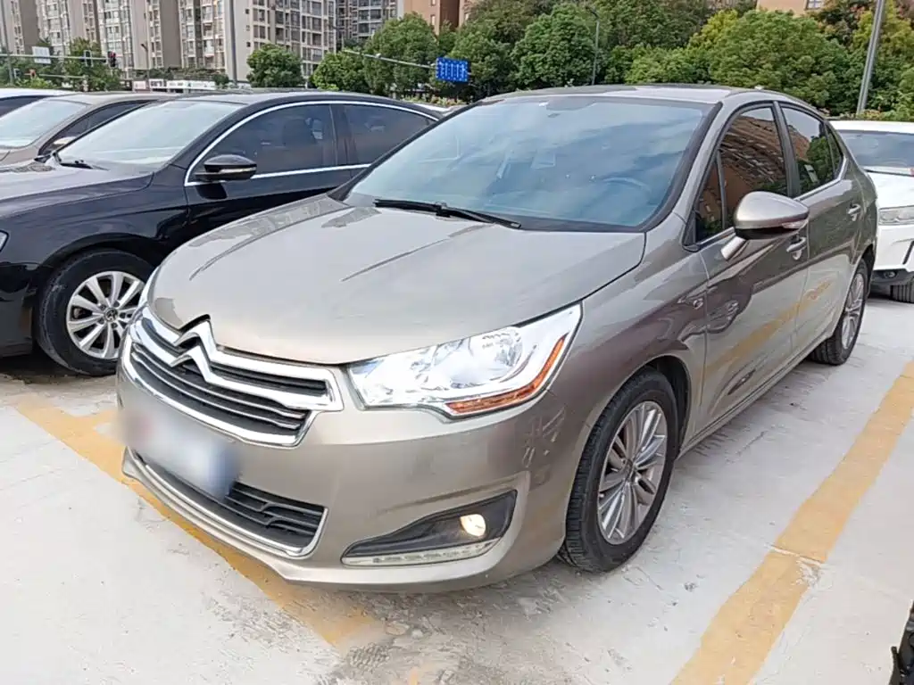 Фото 1 - Citroën C4L