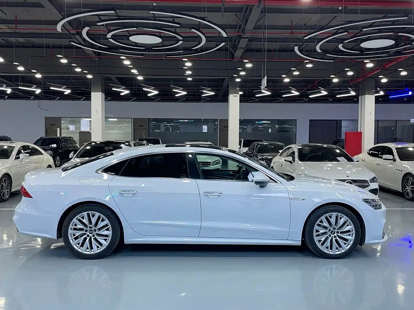 Audi A7 2020 40 TFSI Luxury фото 17