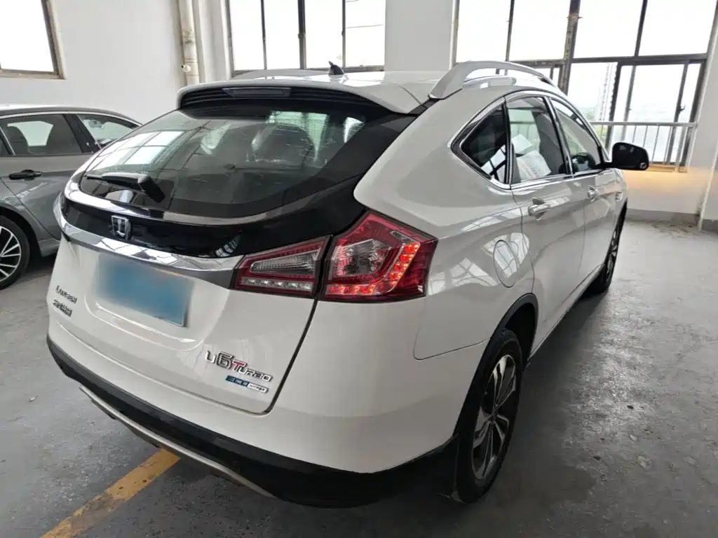 Luxgen U6 SUV 2016 2015 1.8T Fashion Upgrade
