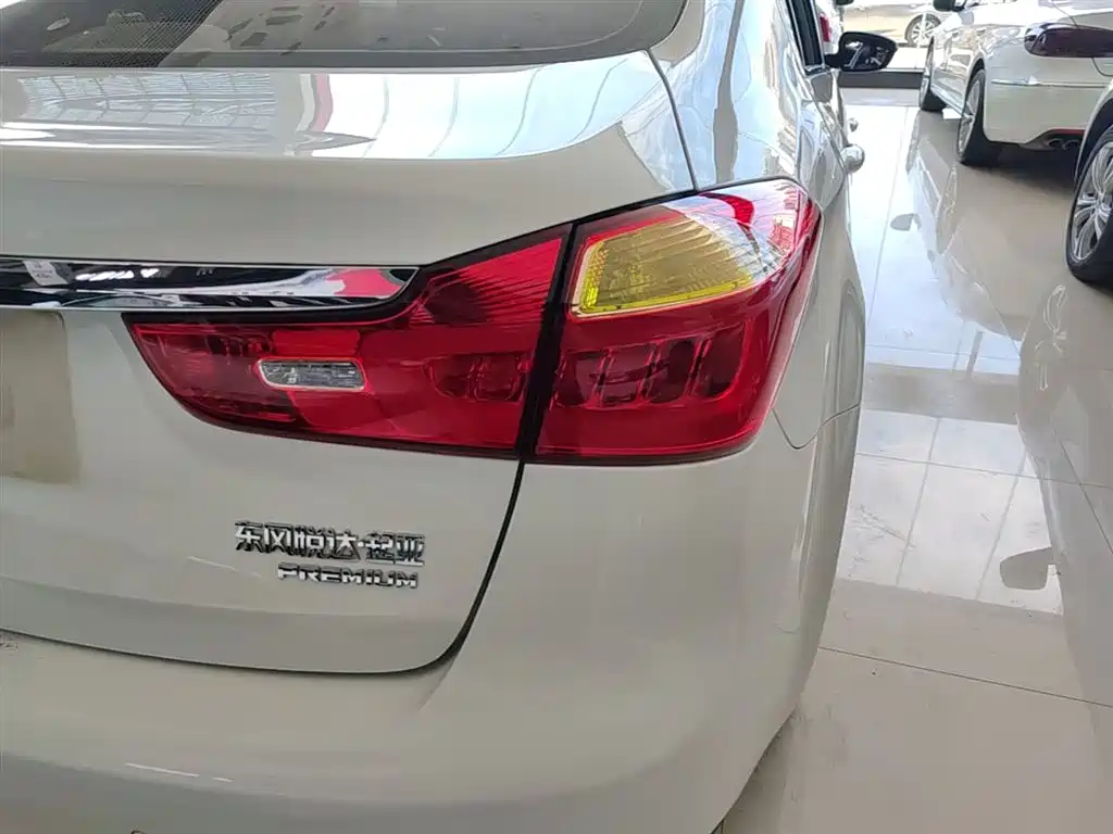 Kia K3 2015 1.6L Automatic Premium фото 8