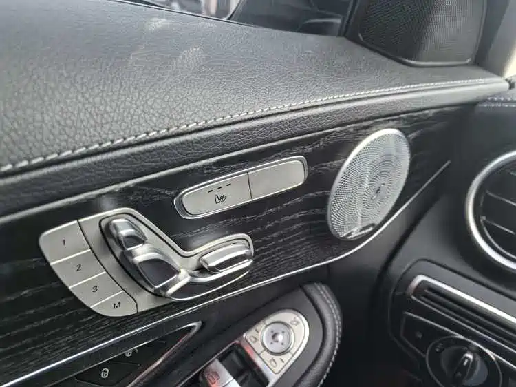 Mercedes-Benz C-Class 2021 C 260 L Sport Starry Exclusive Edition фото 7