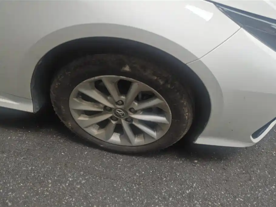 Toyota Corolla 2021 1.2T S-CVT Elite PLUS Edition фото 6