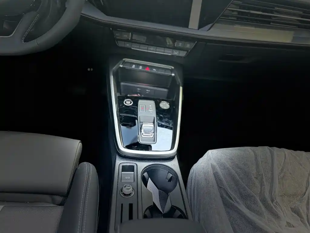 Audi A3 2024 Model A3L Limousine 35 TFSI Fashion Sport фото 11