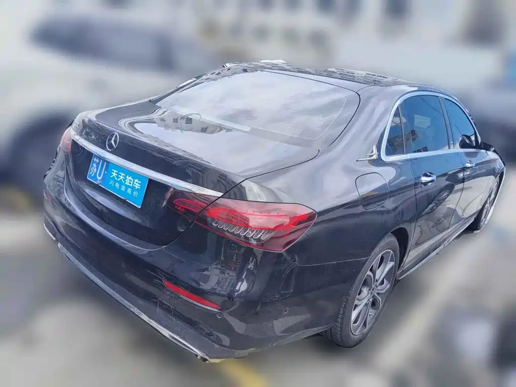 Mercedes-Benz E-Class, миниатюра 2