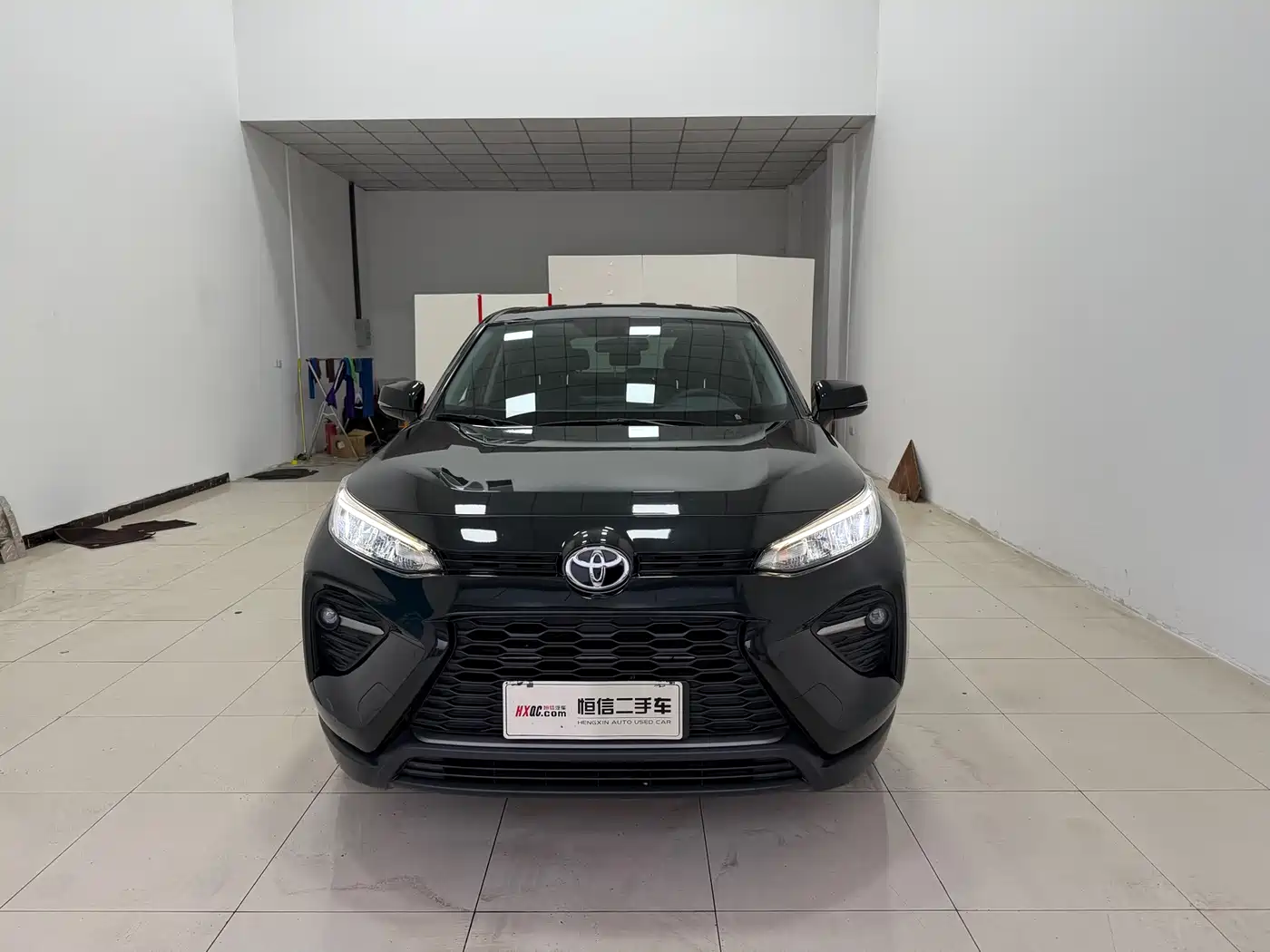 Toyota Wildlander 2022 2.0L CVT FWD Leading Edition фото 2