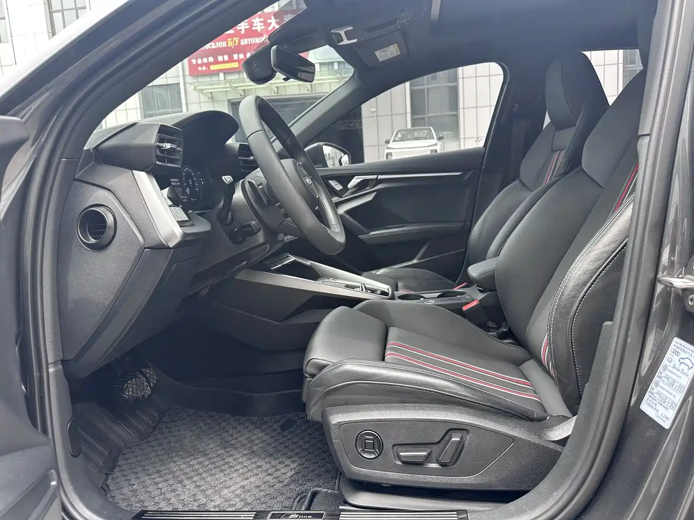 Audi A3 2022 A3L Limousine 35 TFSI Style Sport фото 6