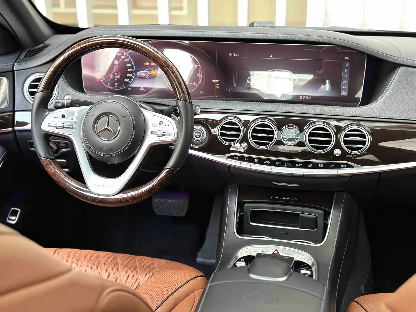 Mercedes-Benz Maybach S-Class 2020 S 450 4MATIC Collector's Edition фото 19