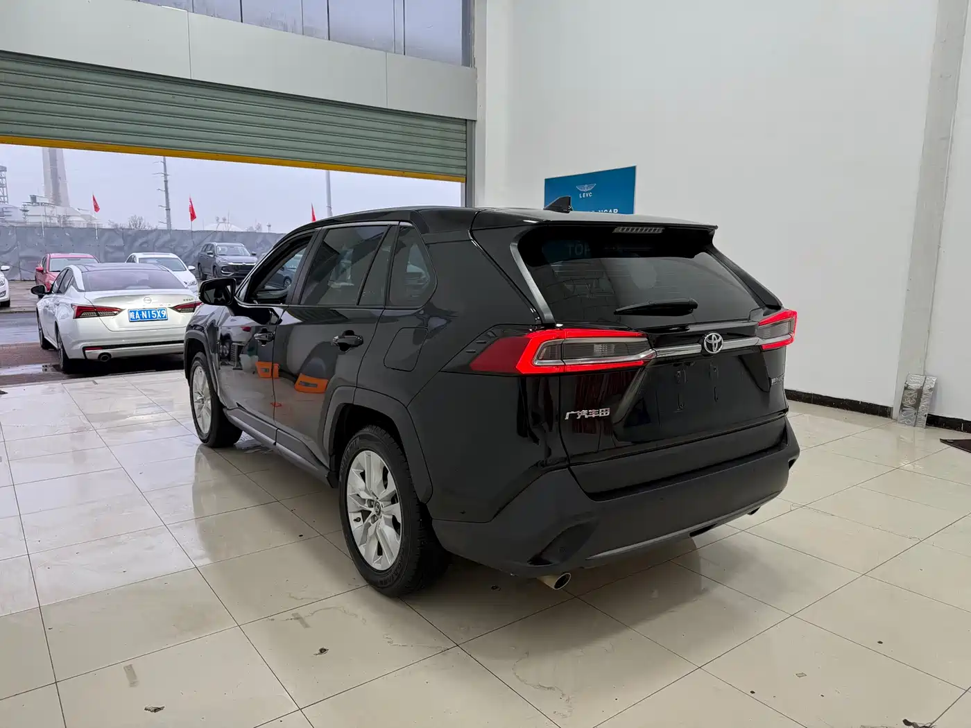 Toyota Wildlander 2022 2.0L CVT FWD Leading Edition фото 18