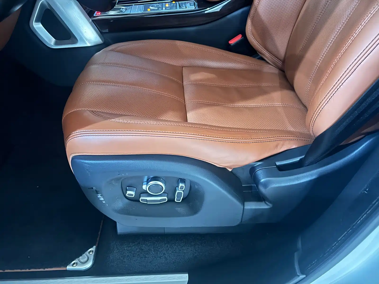 Фото 8 - Land Rover Range Rover