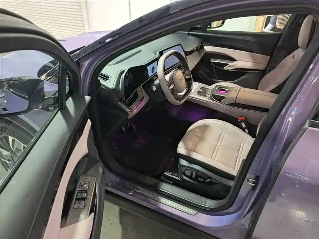 Hongqi Tian Gong 08 2025 680 Ultra AWD фото 16