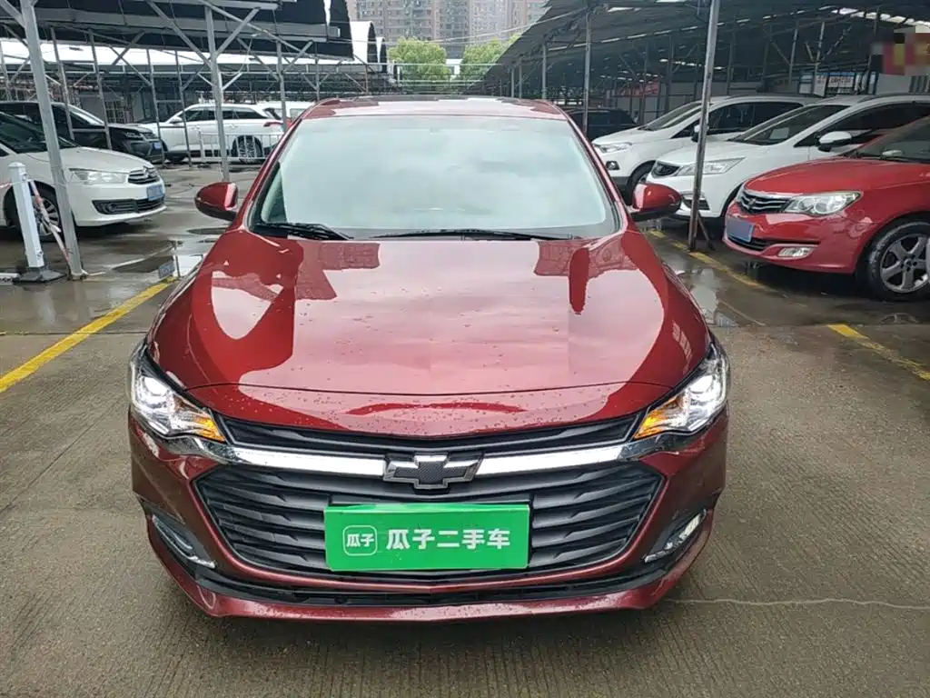 CHEVROLET CRUZE