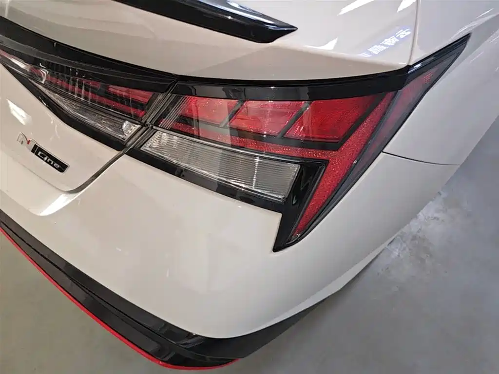 Hyundai Elantra 2023 240TGDi DCT N Line GLX Elite фото 8
