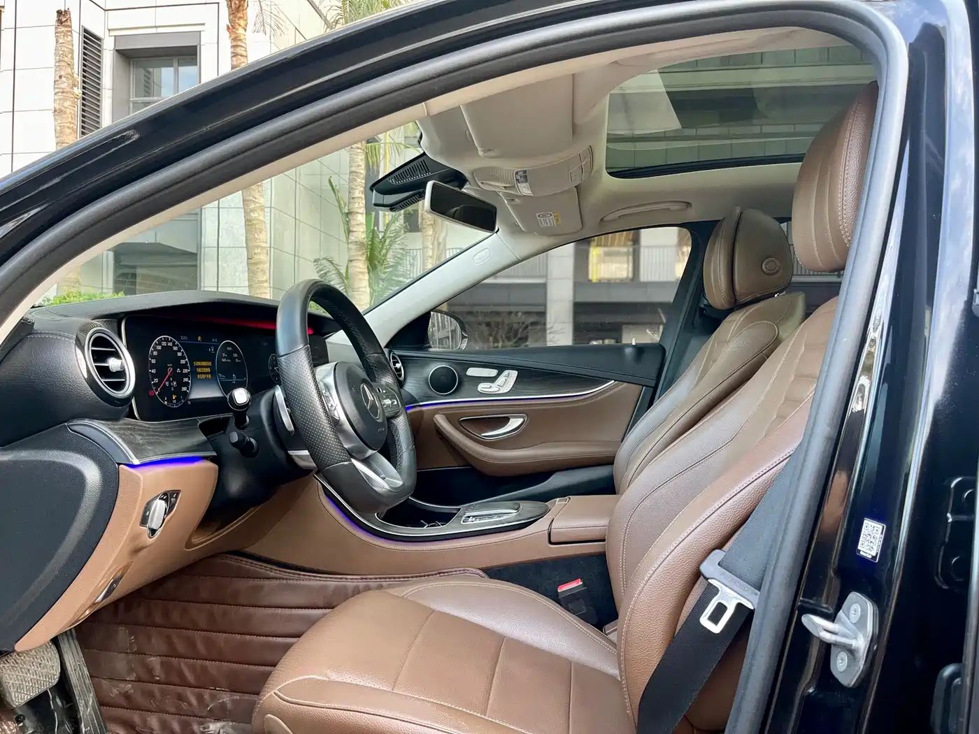 Mercedes-Benz E-Class 2019 E 300 L Sport Fashion фото 4