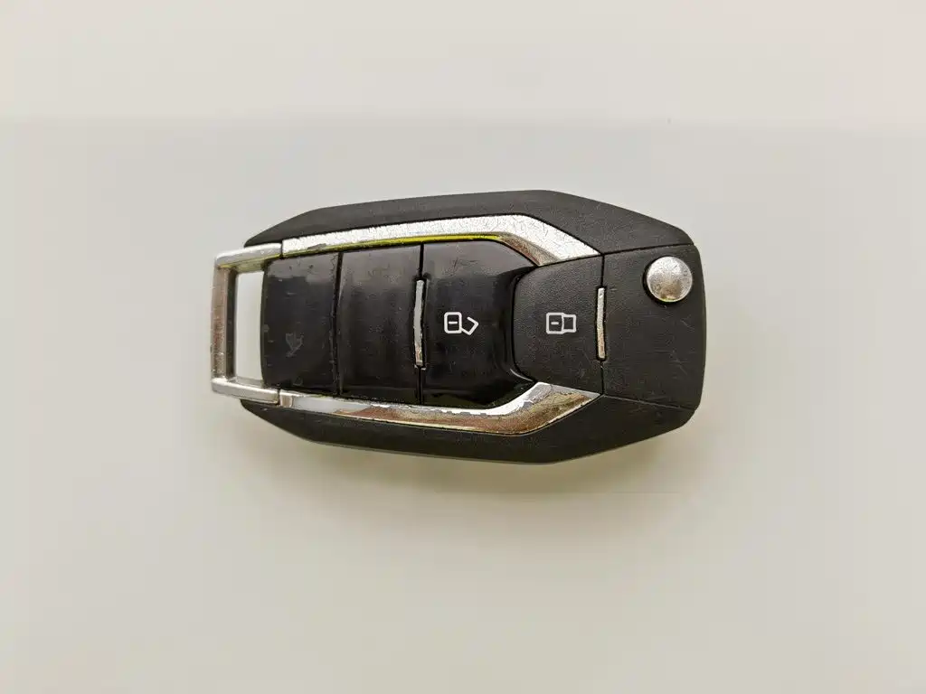 SAIC Maxus Maxus G10 2021 2021 2.0T Automatic Elite Edition Gasoline 7-Seater