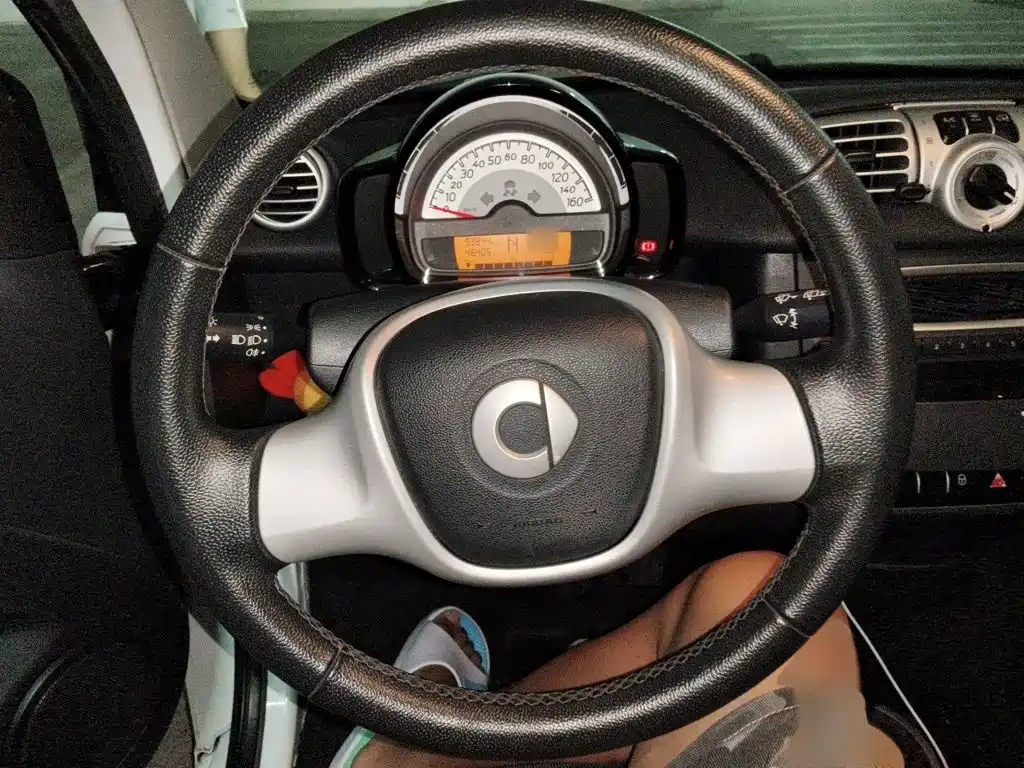 smart fortwo 2014 2012 1.0 MHD Hardtop Standard