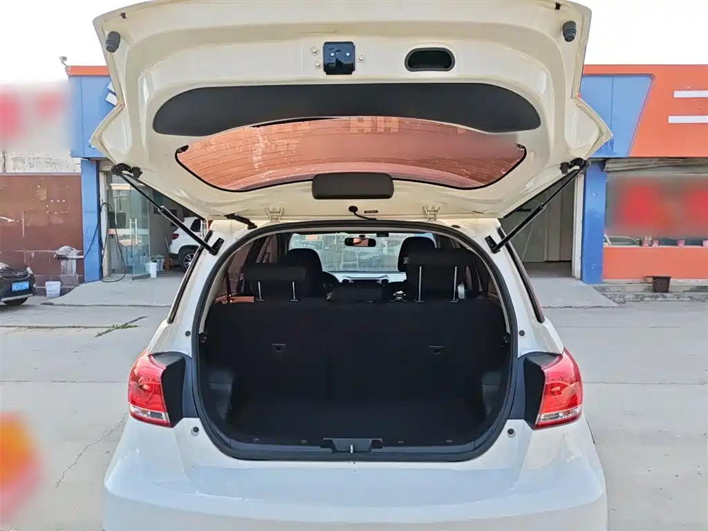Haval H1 2017 Red Label 1.5L AMT Comfort фото 15