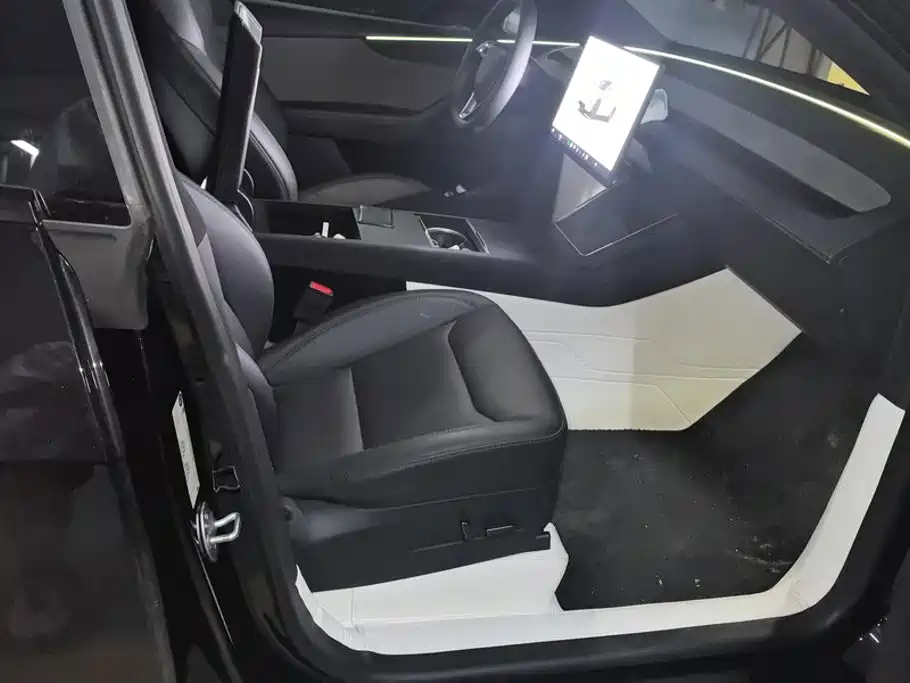 Tesla Model Y 2026 2026 Rear-Wheel Drive
