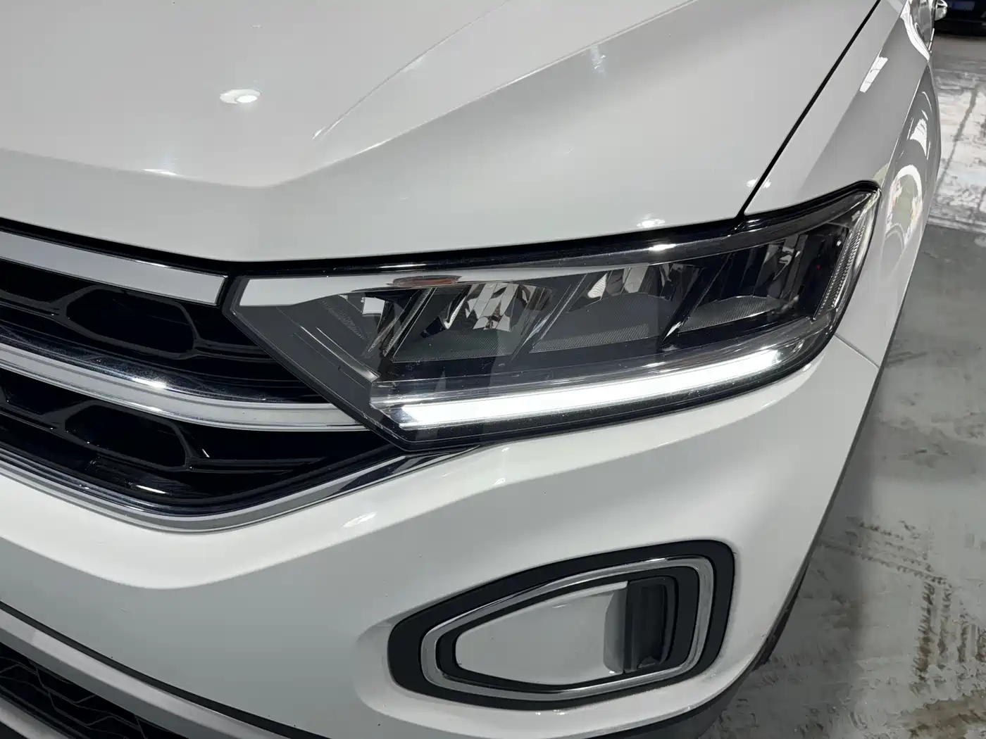 VOLKSWAGEN T-ROC EXPLORING SONGS