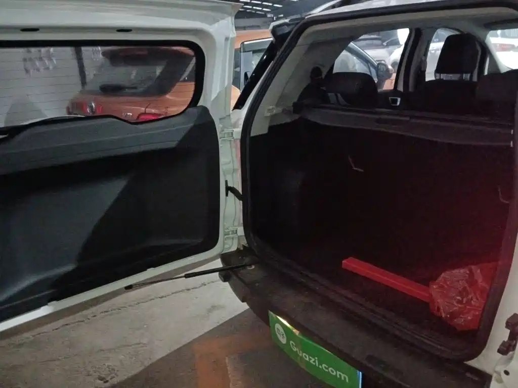 Фото 9 - Ford EcoSport