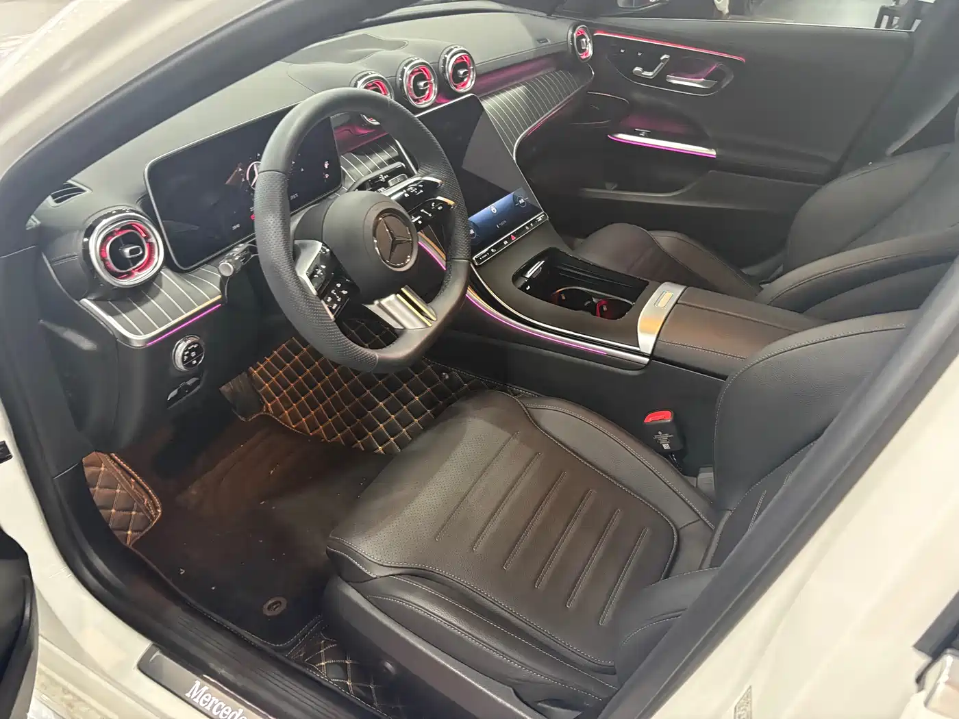 Mercedes-Benz C-Class 2025 C 260 L Sport Edition фото 9