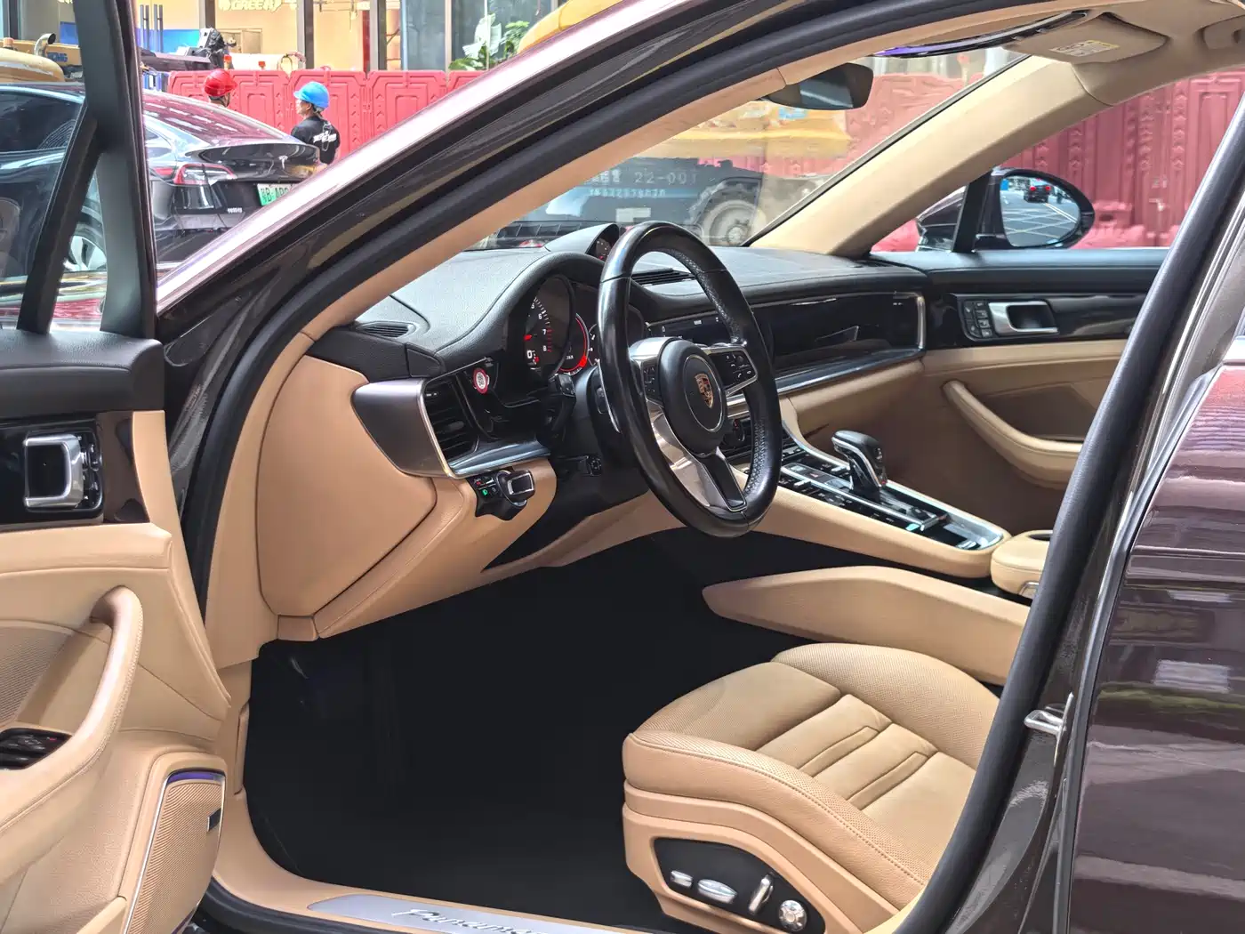 Porsche Panamera фото 4
