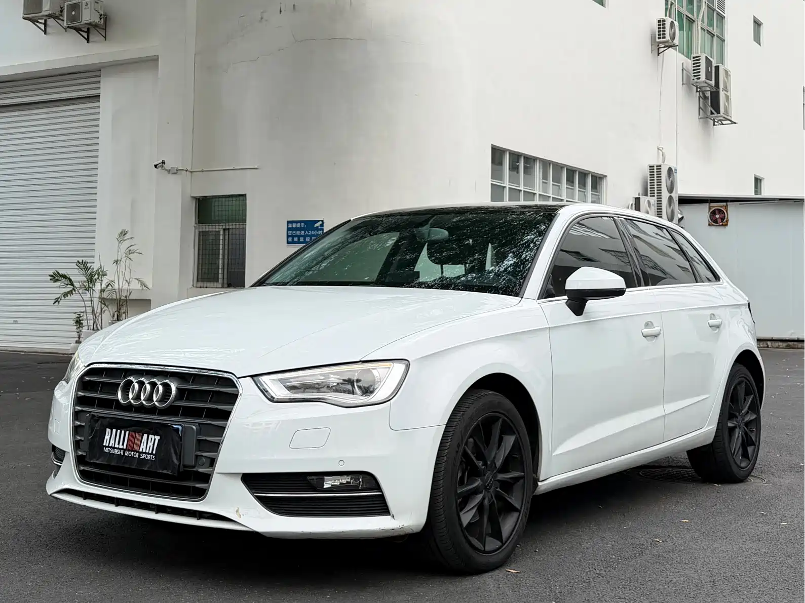 Фото 1 - Audi A3