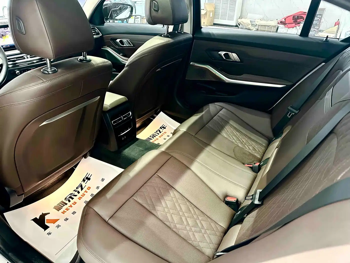 BMW 3 Series 2023 325Li M Sport Package фото 12