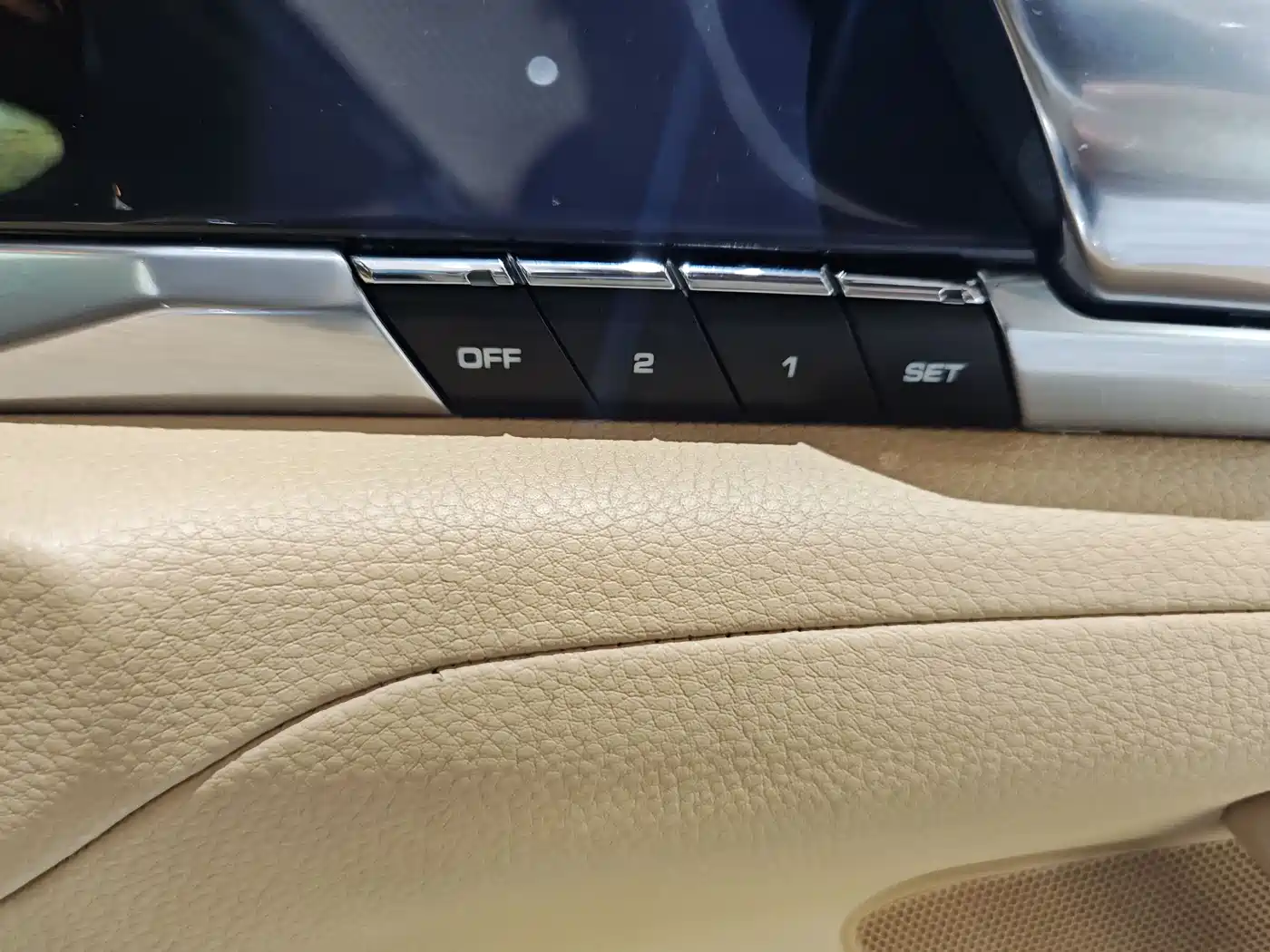 Porsche Panamera 2010 Model Panamera 4S 4.8L фото 9