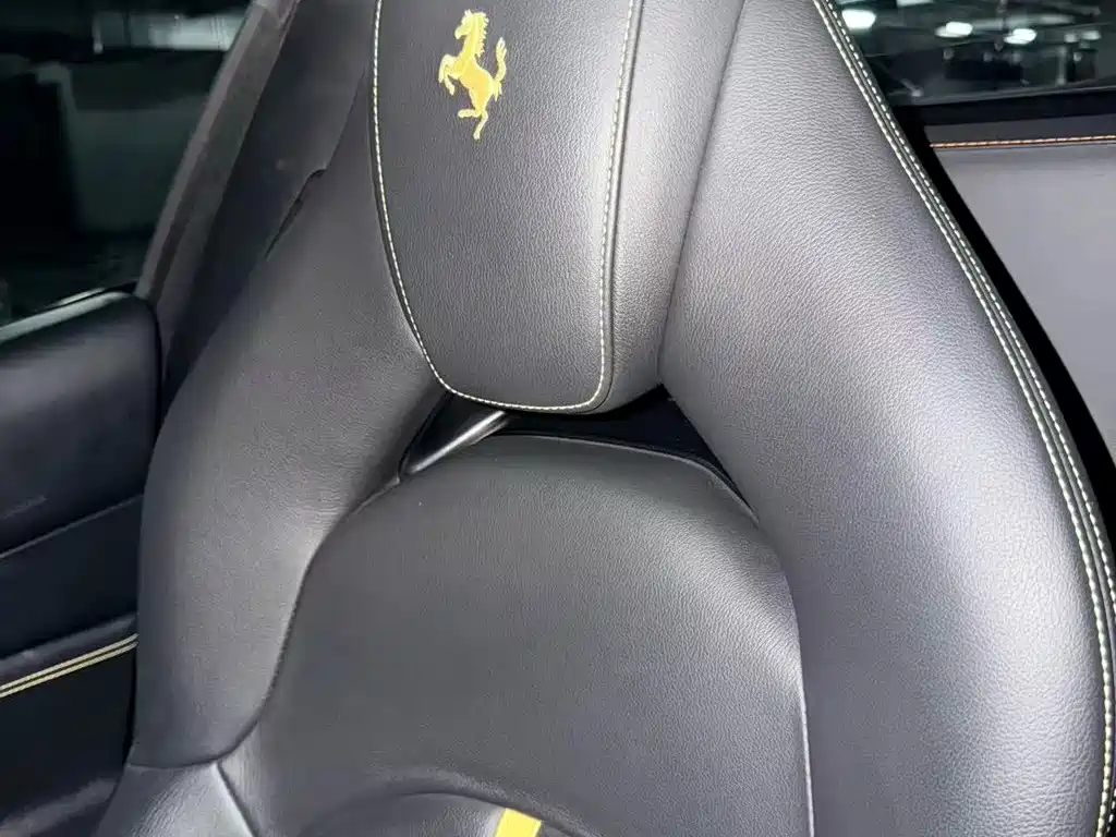 Ferrari 488 2019 2015 488 Spider