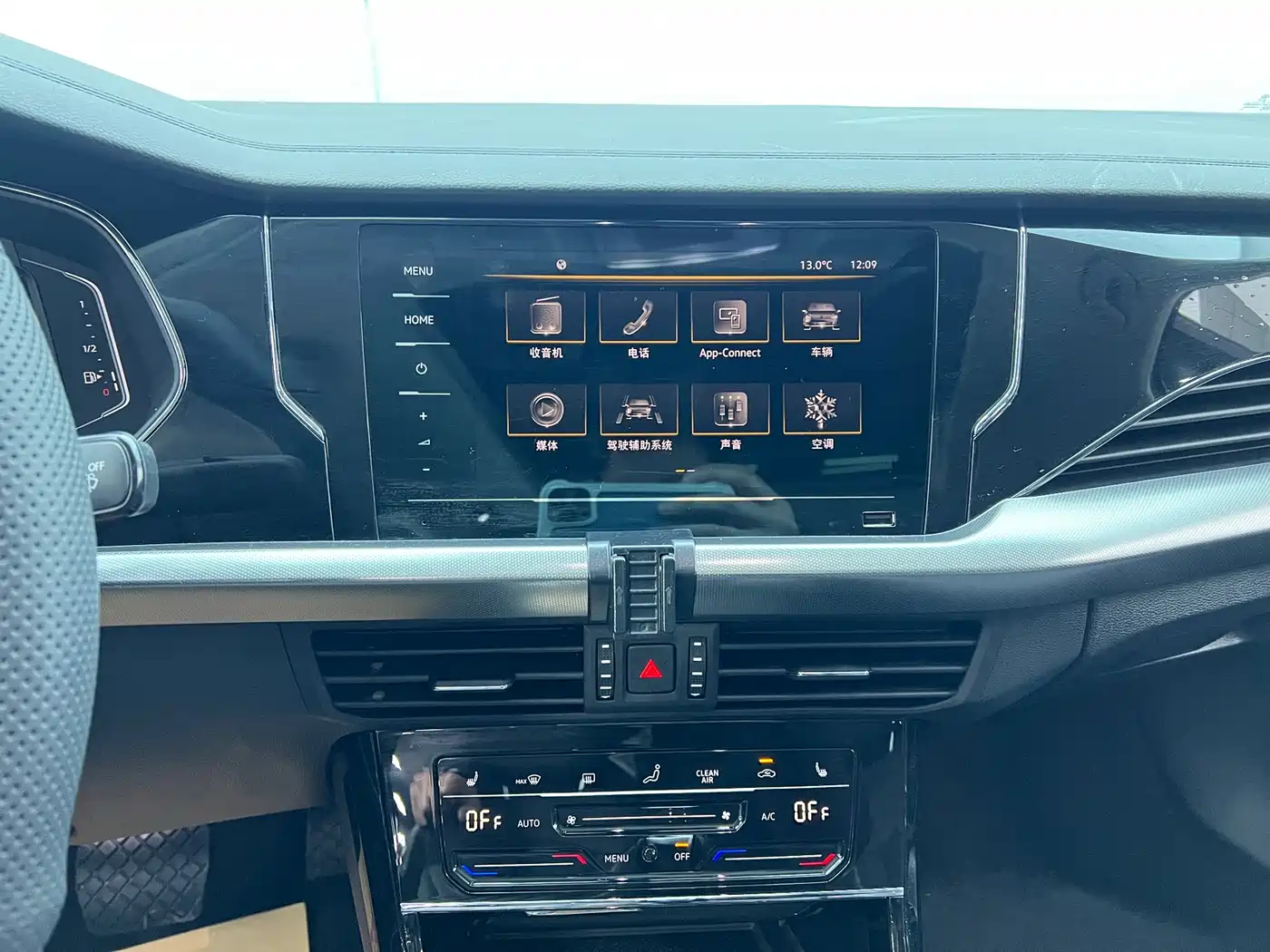 Volkswagen Passat 2023 Facelift 330TSI Starlight Elite Edition фото 10