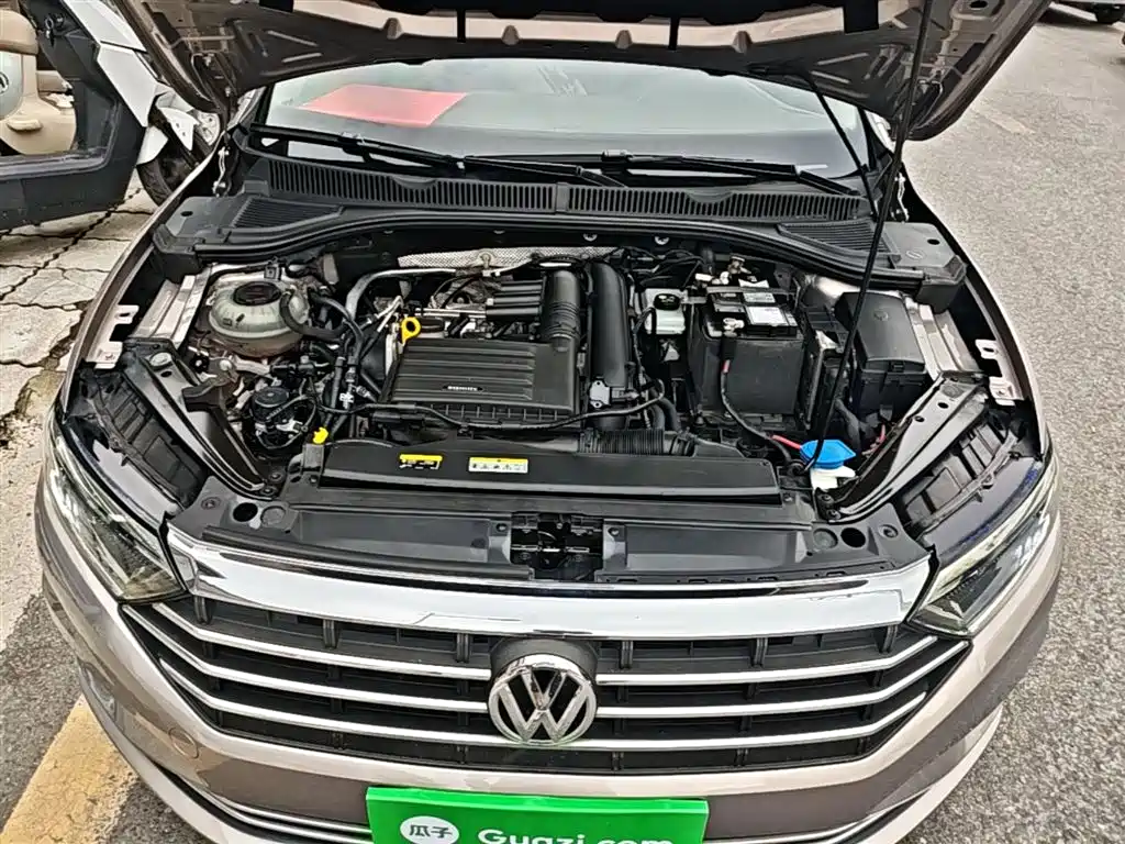 Volkswagen Sagitar 2021 280TSI DSG 30th Anniversary Edition фото 20