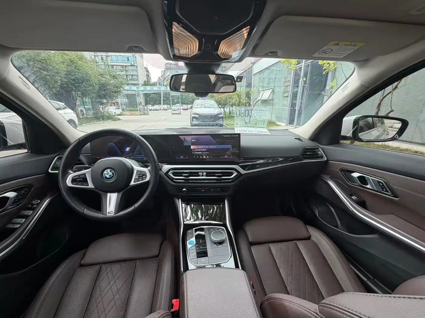 BMW i3 2024 eDrive 35 L фото 8