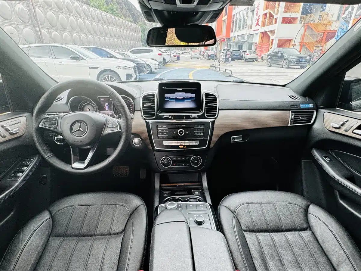 Mercedes-Benz GLE 2017 GLE 400 4MATIC фото 18