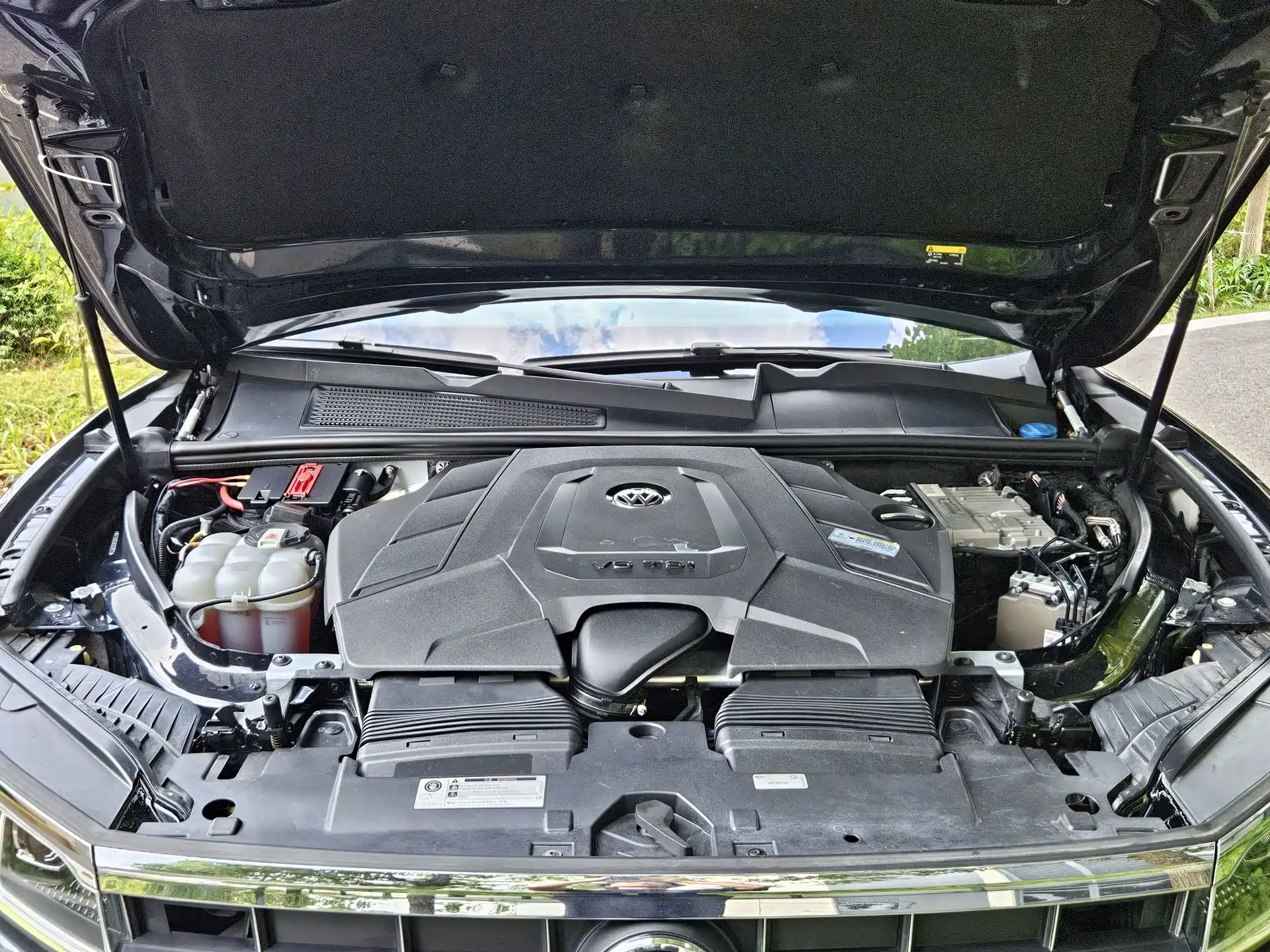 Фото 12 - Volkswagen Touareg