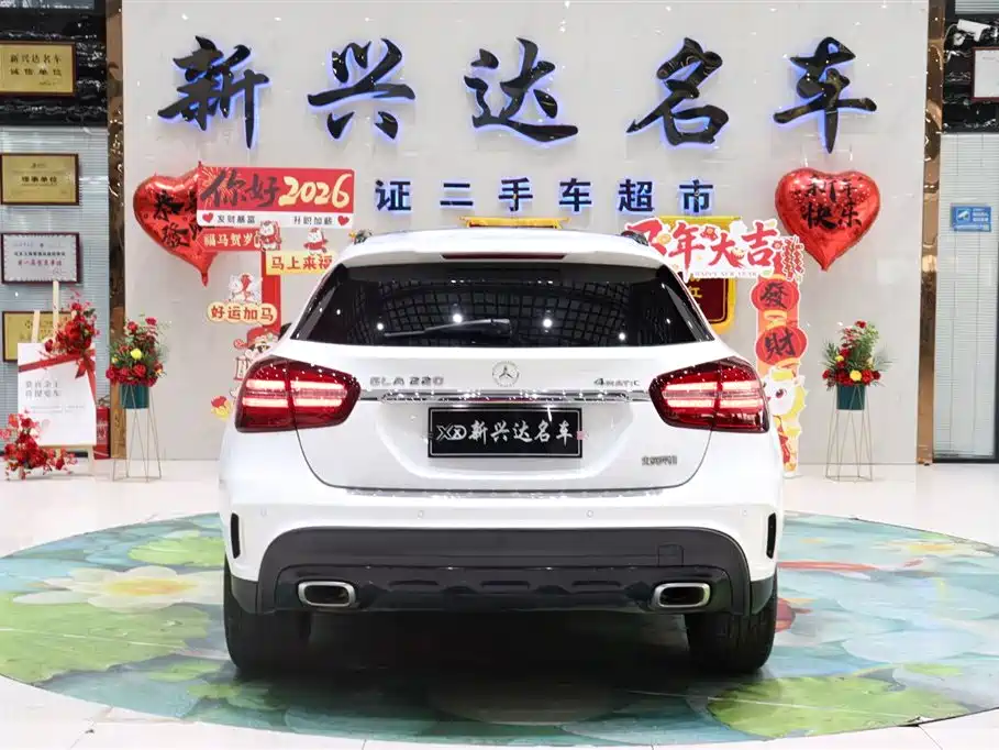 Mercedes-Benz GLA 2018 GLA 220 4MATIC Sport фото 6