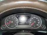 Фото 4 - Volkswagen Touareg