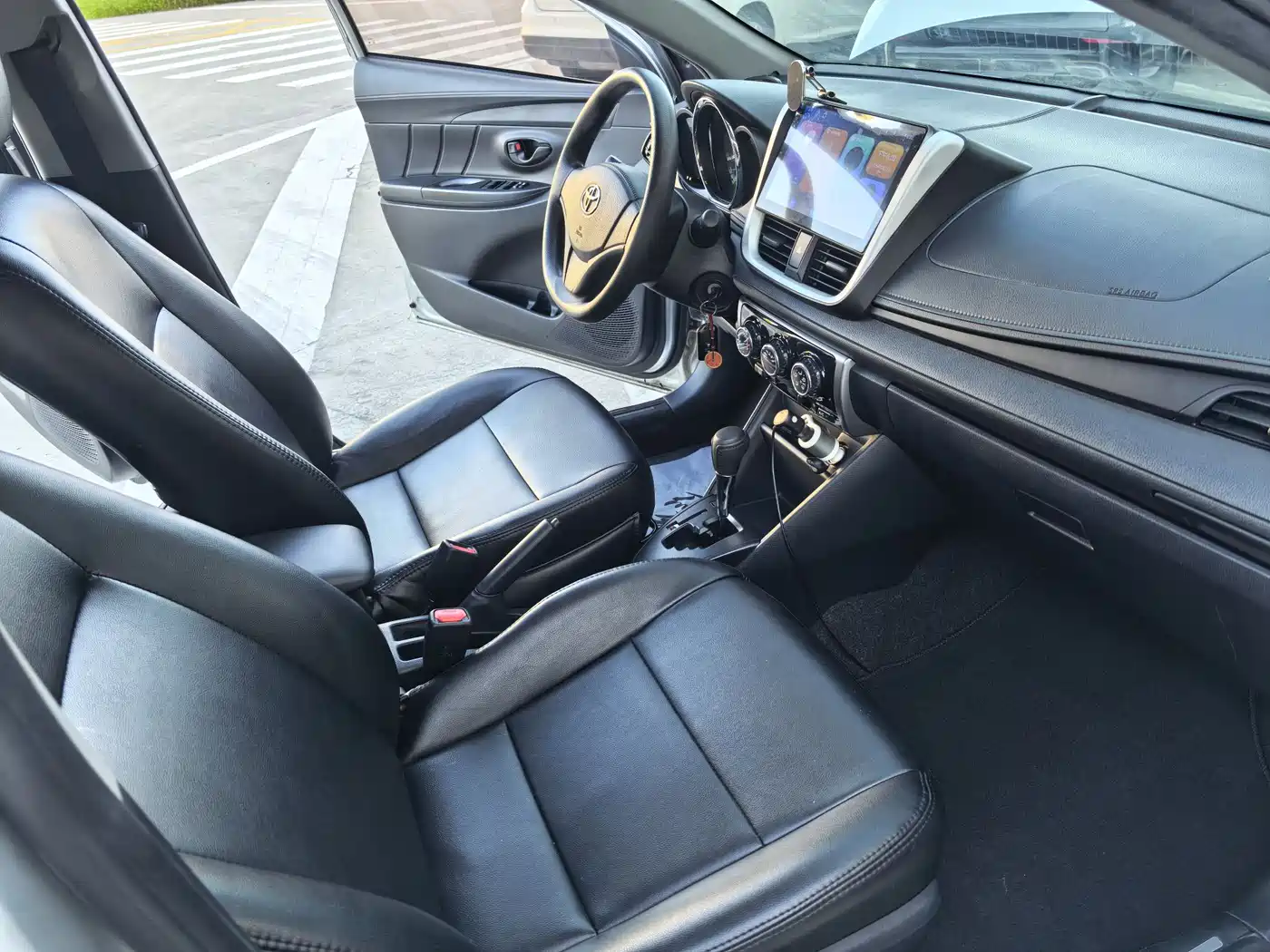 Toyota YARiS L Zhi Xuan 2019 1.5E CVT MeiDong Edition China VI фото 14