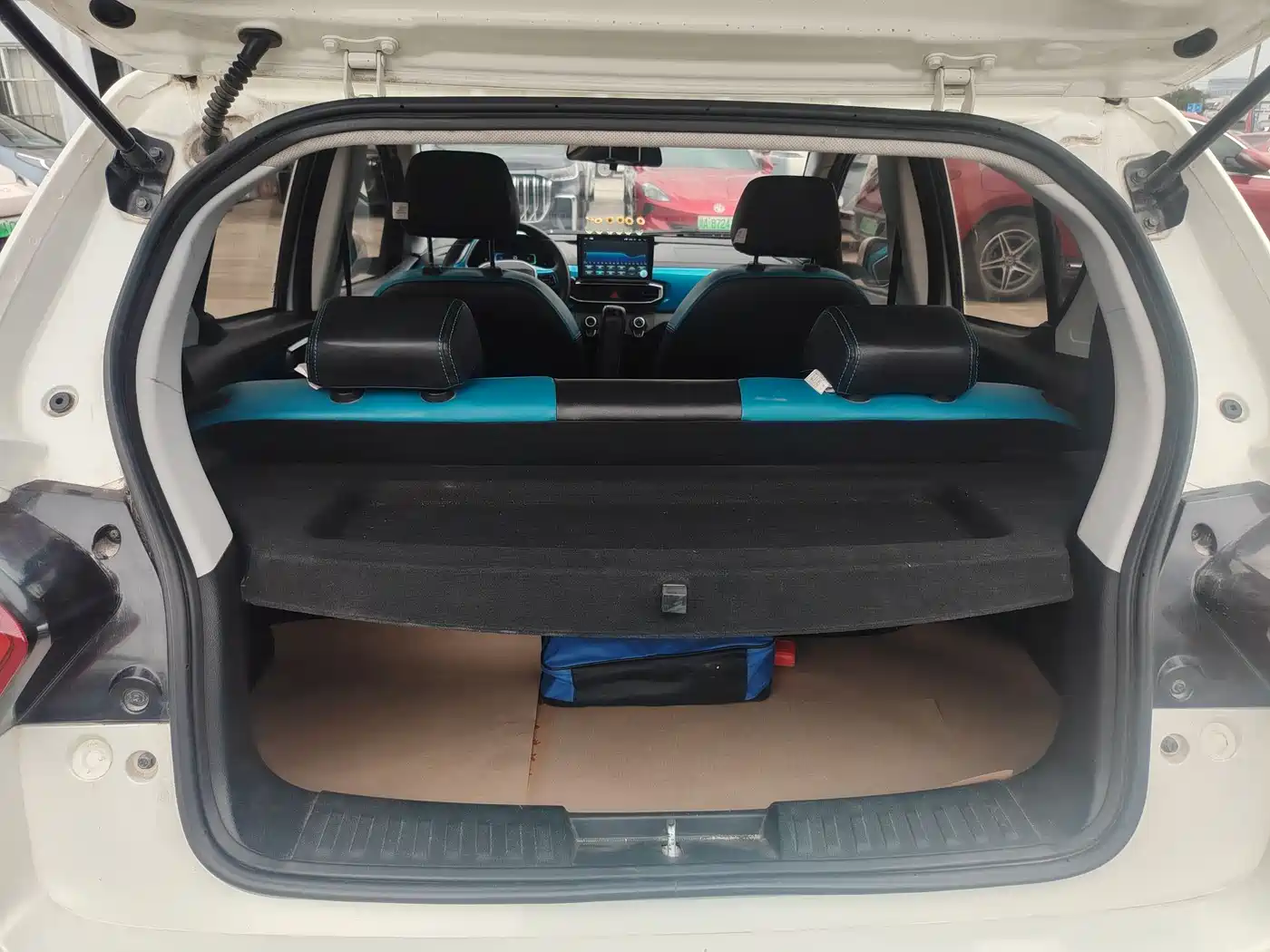 BAIC NEW ENERGY EC3
