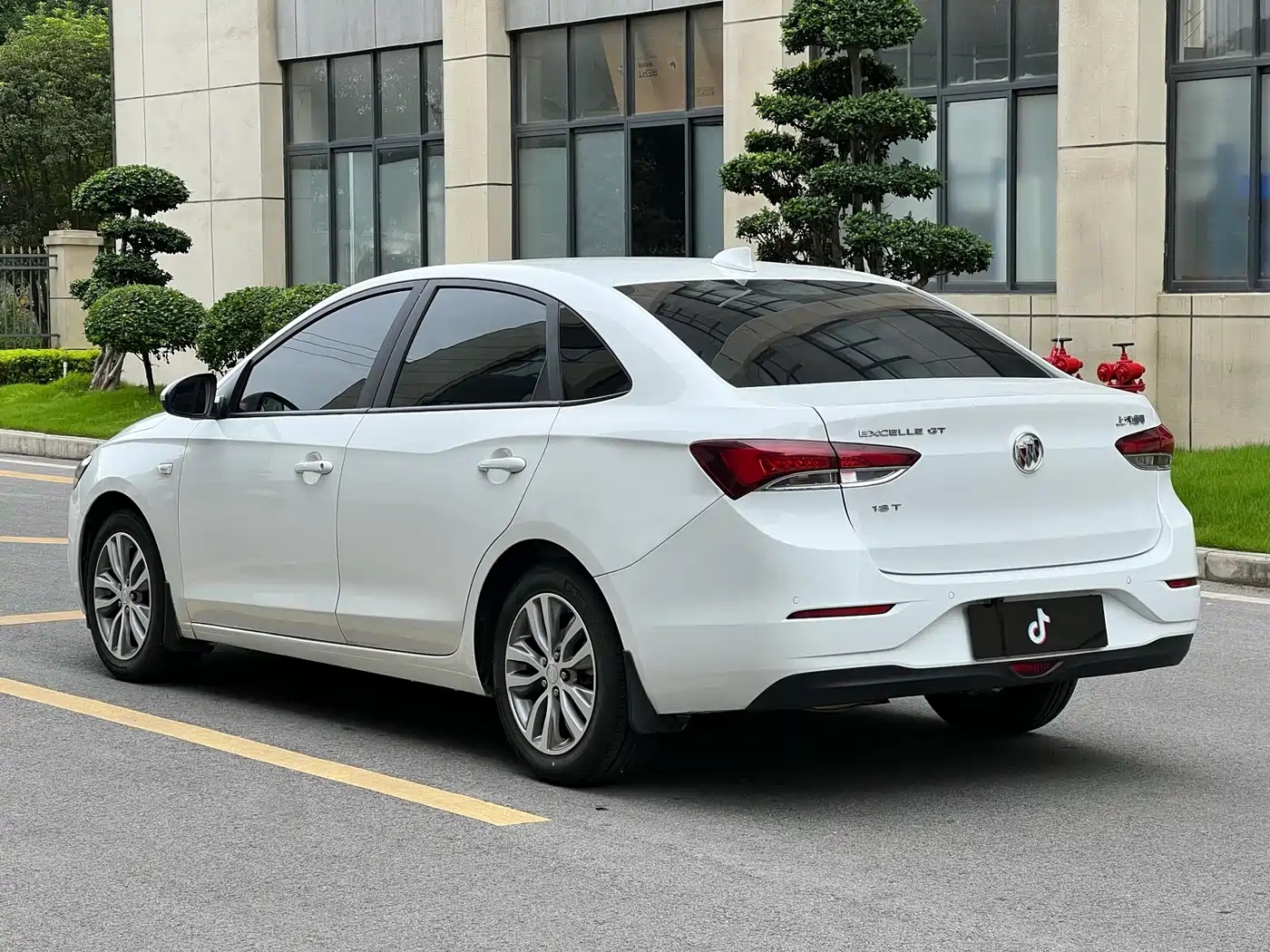 Buick Excelle 2018 18T Automatic Elite фото 3