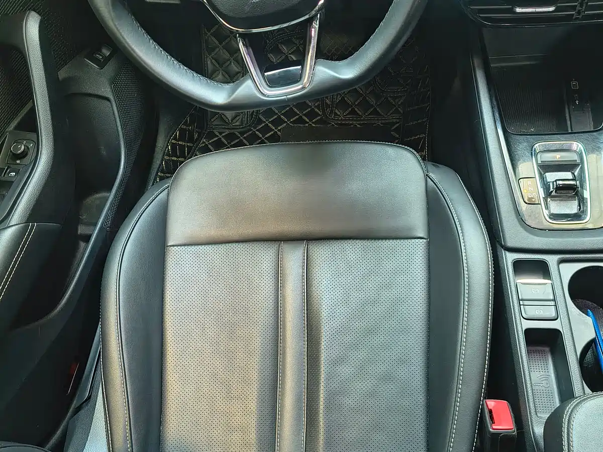 Škoda Octavia 2023 PRO TSI280 Premium Edition фото 7