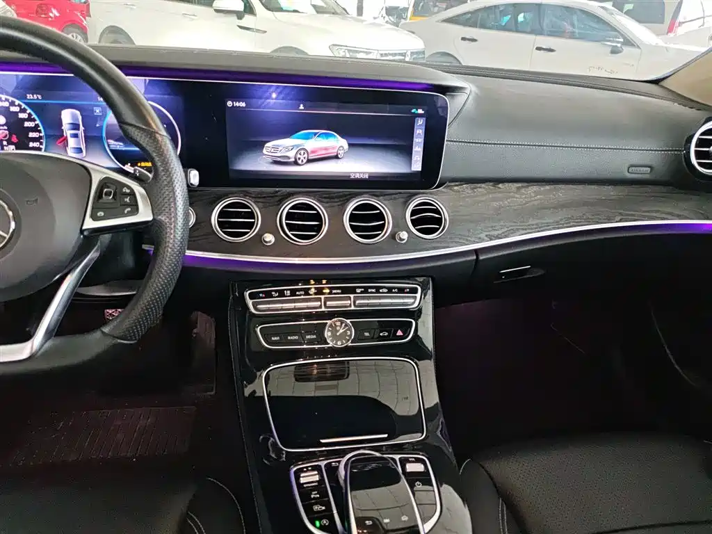 Mercedes-Benz E-Class 2016 E 300 L Sport Fashion Type фото 13
