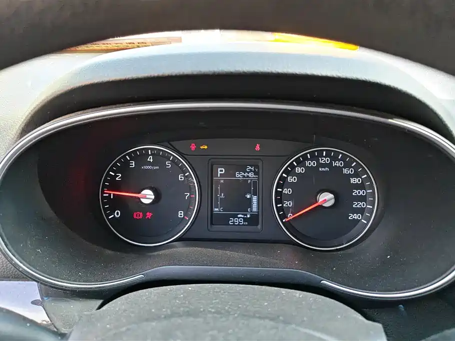Kia KX3 Smart Run 2015 1.6L Automatic 2WD DLX фото 14