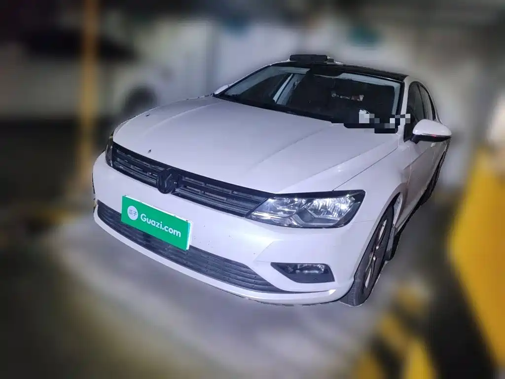 Volkswagen Lamando 2017 230TSI DSG Trend Edition фото 2