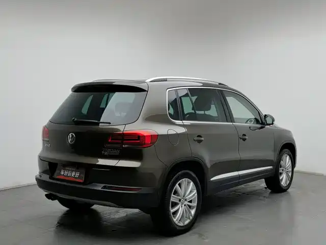 Volkswagen Tiguan 2013 2.0TSI Automatic AWD Flagship Edition — фото 2