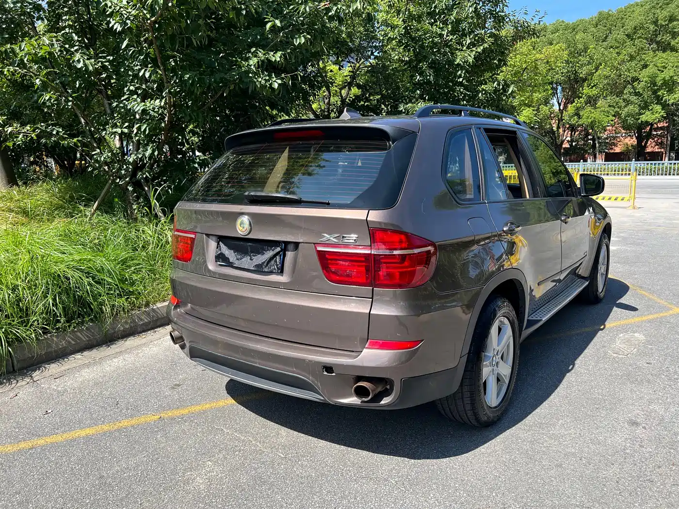 Photo 7 - BMW X5 (Import)