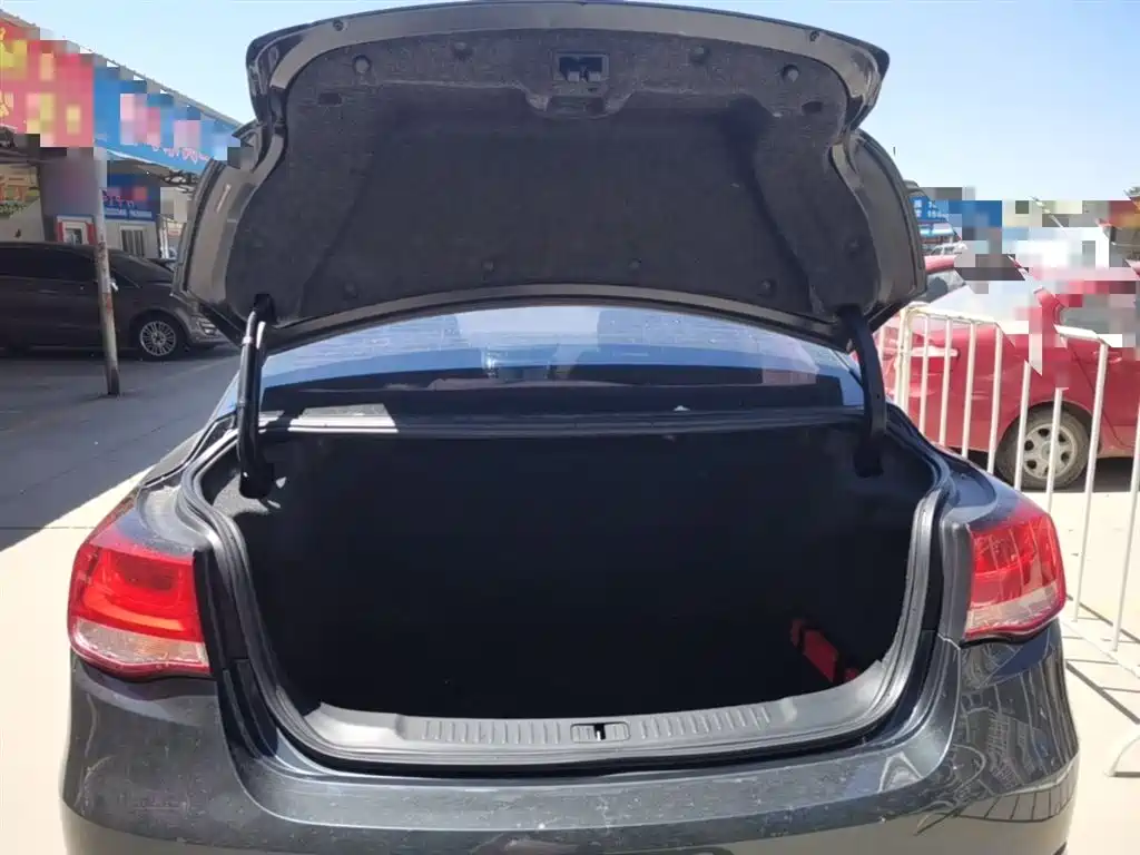 Chevrolet Malibu 2018 530T Automatic Luxury Edition фото 19